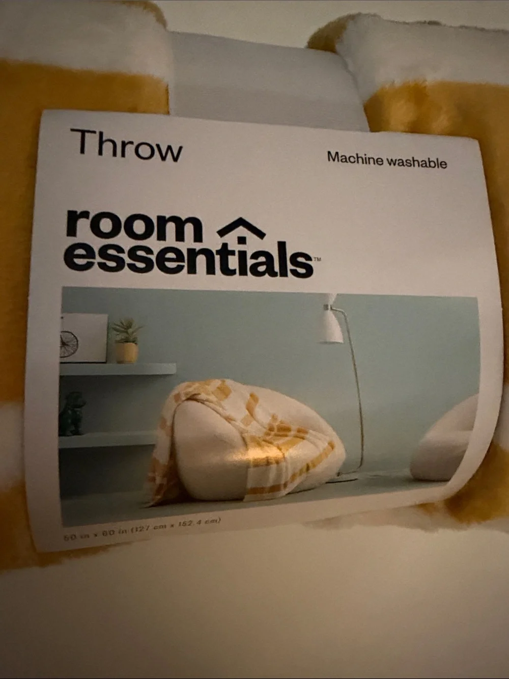 Room Essentials Yellow & Green Plush Throw Duo